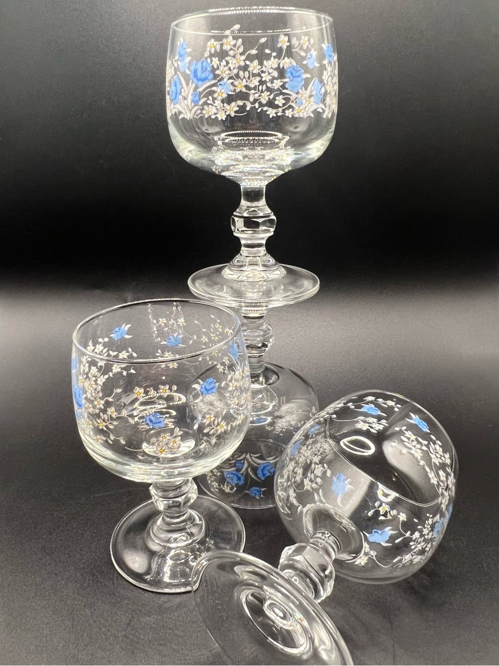 🇫🇷 Vintage Luminarc Arcopal Veronica Myosotis Wine Goblets - Set of 4
